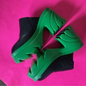 COPY - Public Desire green/ black mules
